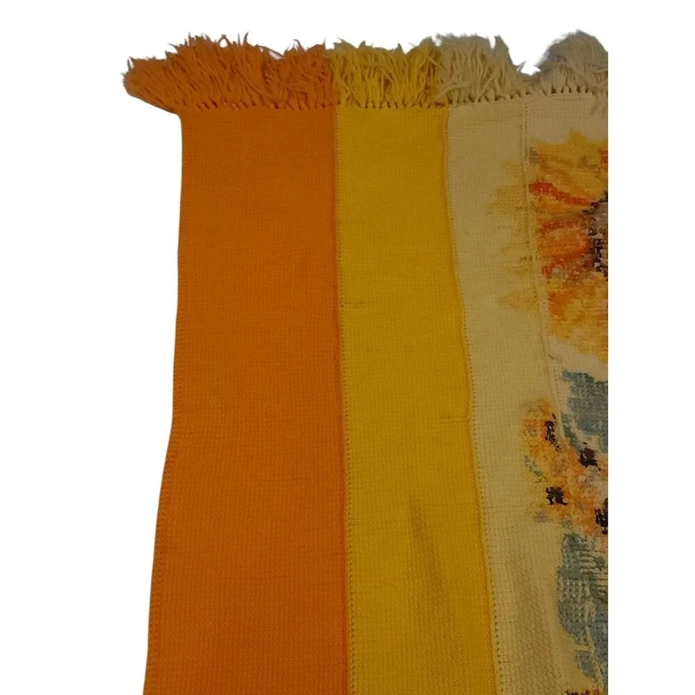 Vintage Handmade Sunflower Knit Throw Blanket‎ Orange Yellow Fringe 76x48 Retro